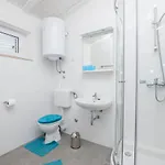 דירה Mira *